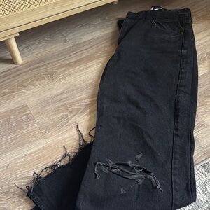 Zara Black Distressed Jeans